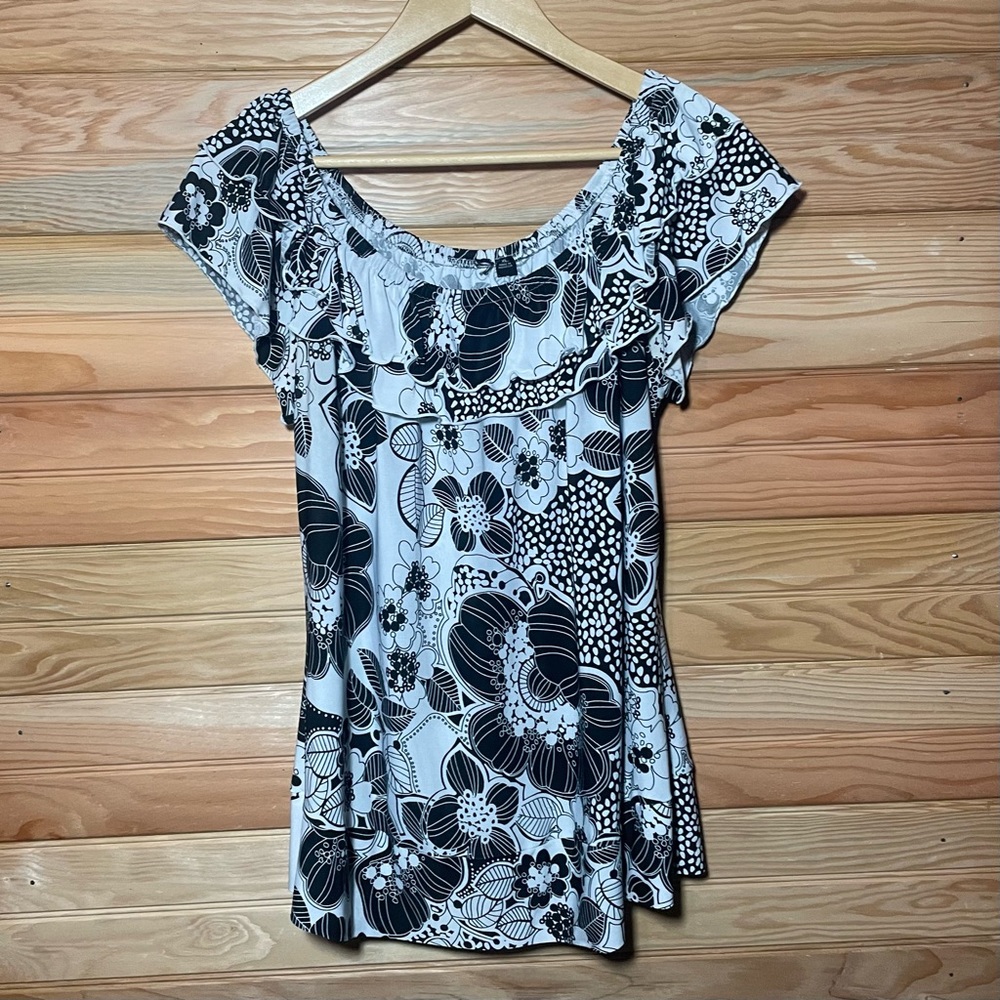 Black & White XL top